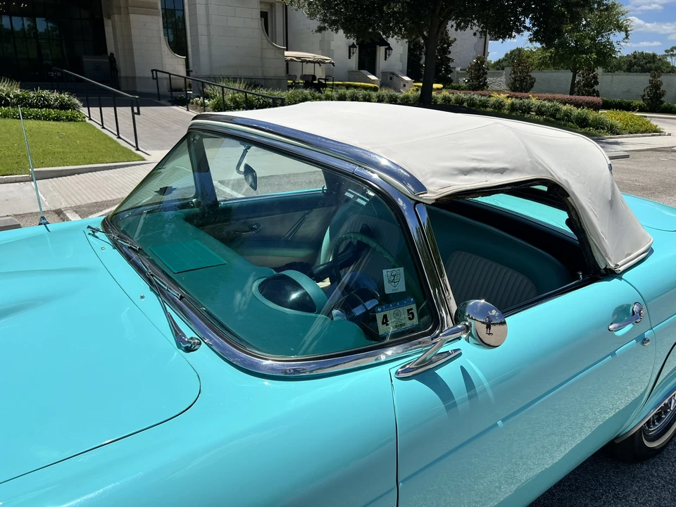 1955 Ford Thunderbird 1st Gen - Image 22 of 31