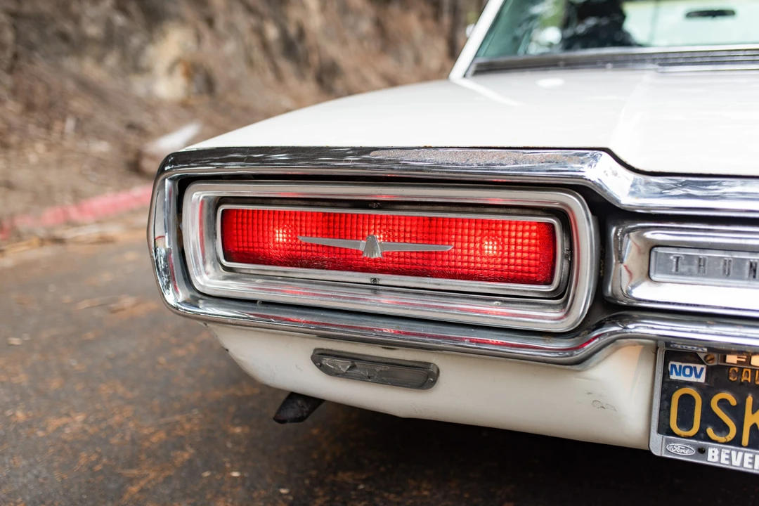 1964 Ford Thunderbird 4th Gen - Image 19 of 31