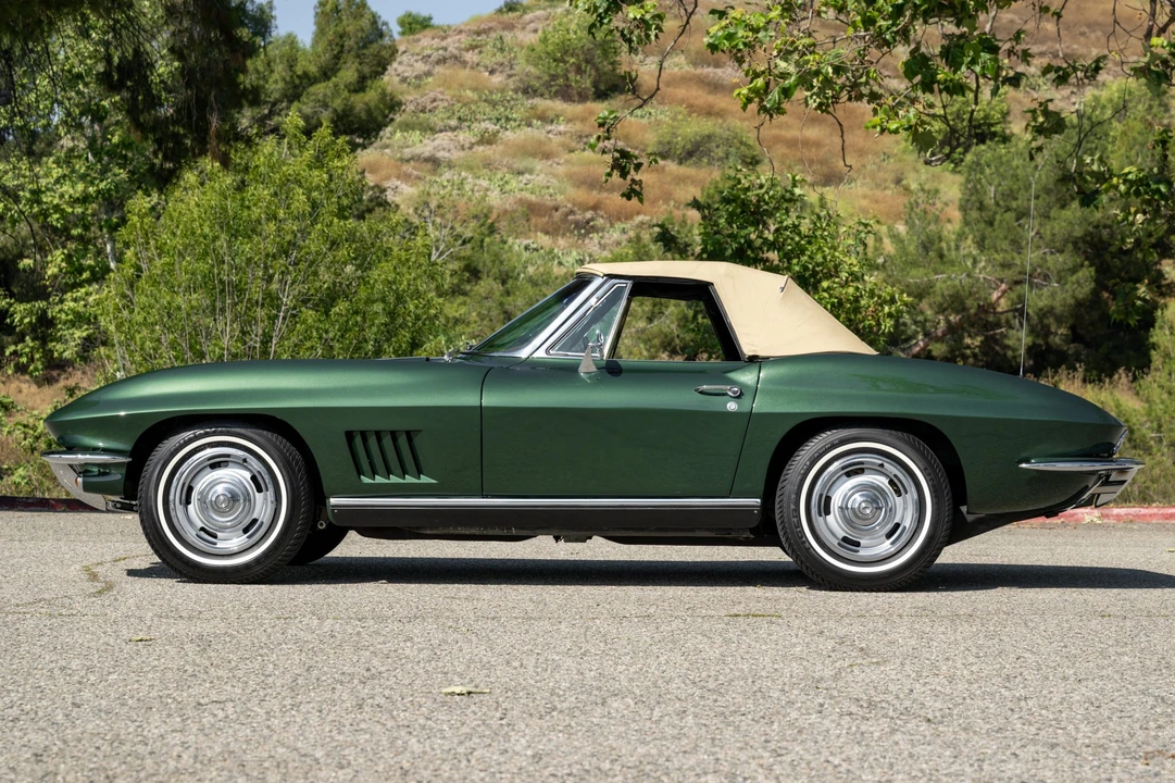 1967 Chevrolet Corvette C2 - Image 13 of 31