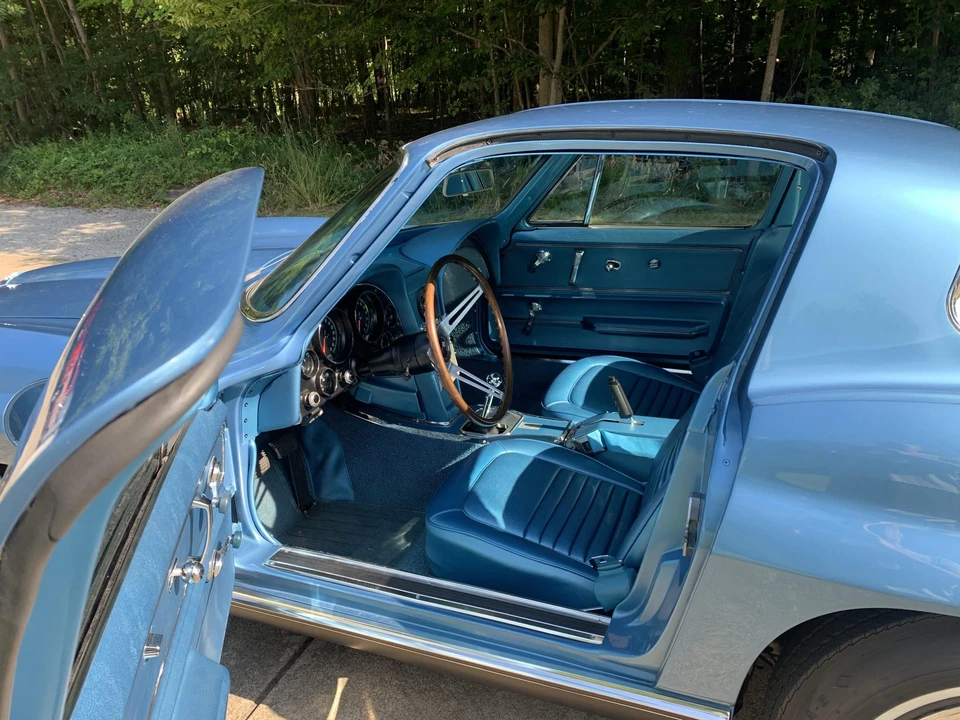 1967 Chevrolet Corvette C2 - Image 23 of 31