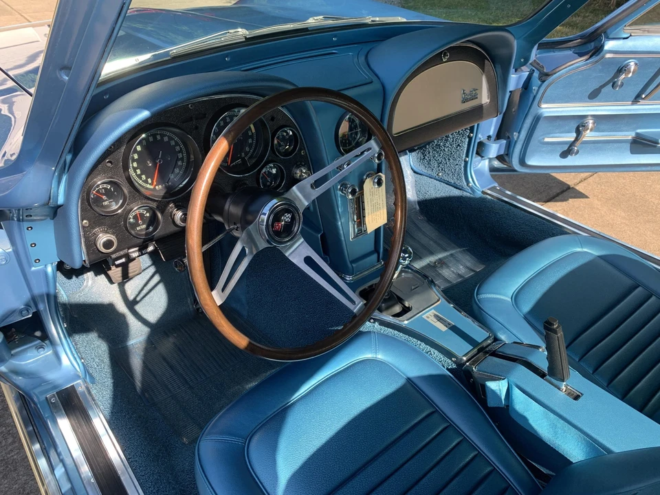 1967 Chevrolet Corvette C2 - Image 21 of 31