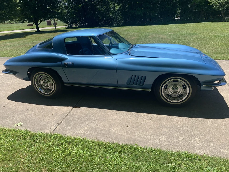 1967 Chevrolet Corvette C2 - Image 11 of 31