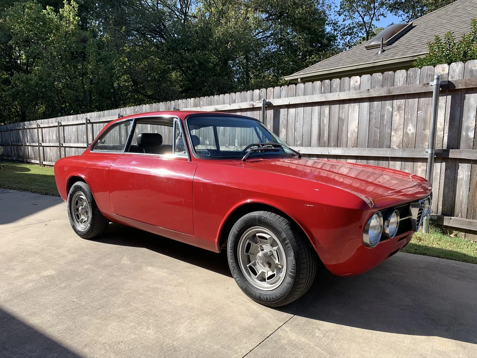 1974 Alfa Romeo 2000 GT Veloce - Image 24 of 31