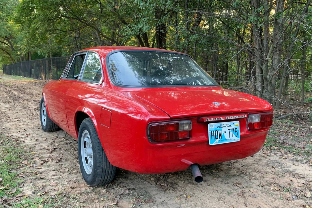 1974 Alfa Romeo 2000 GT Veloce - Image 13 of 31