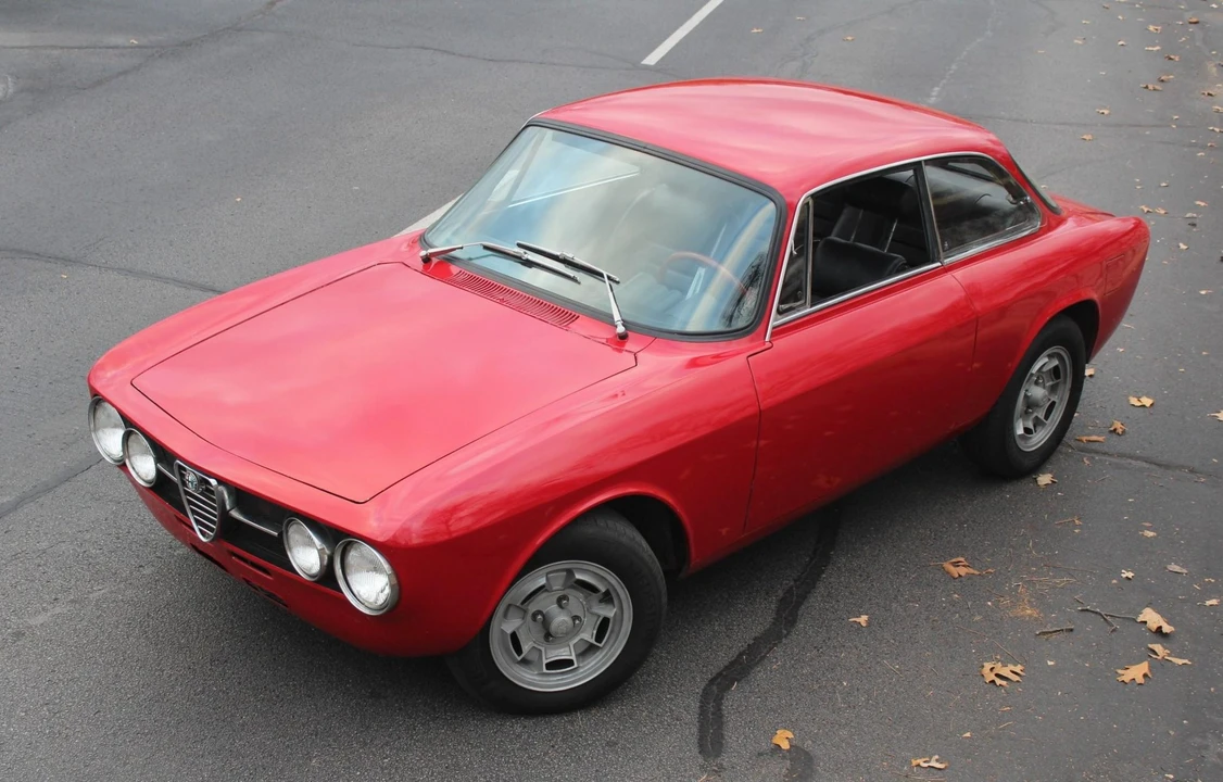 1974 Alfa Romeo 2000 GT Veloce - Image 5 of 31