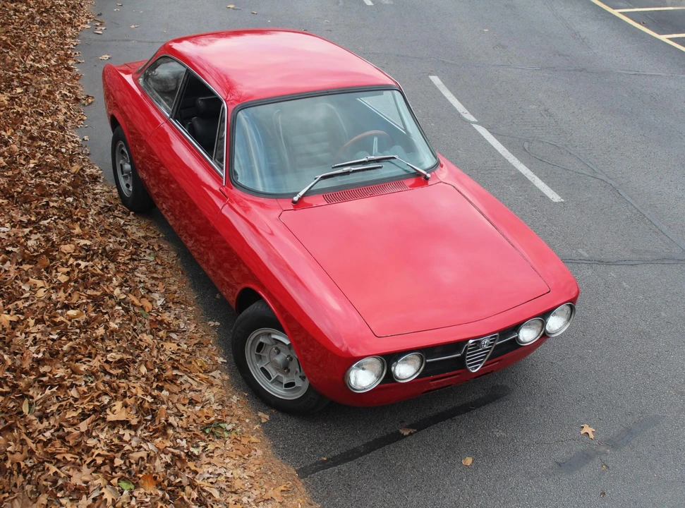 1974 Alfa Romeo 2000 GT Veloce - Image 29 of 31