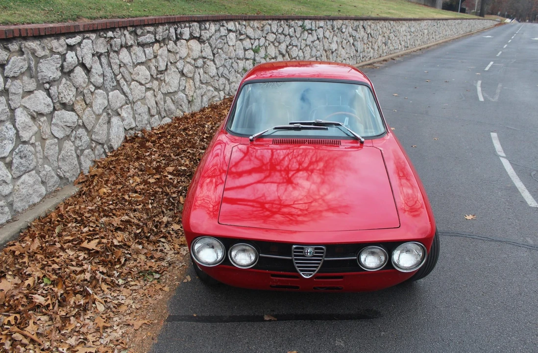 1974 Alfa Romeo 2000 GT Veloce - Image 30 of 31