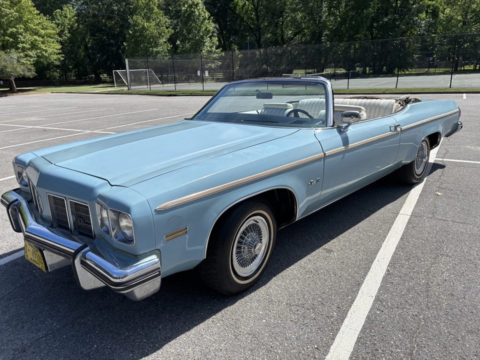 1975 Oldsmobile 88 - Image 2 of 31