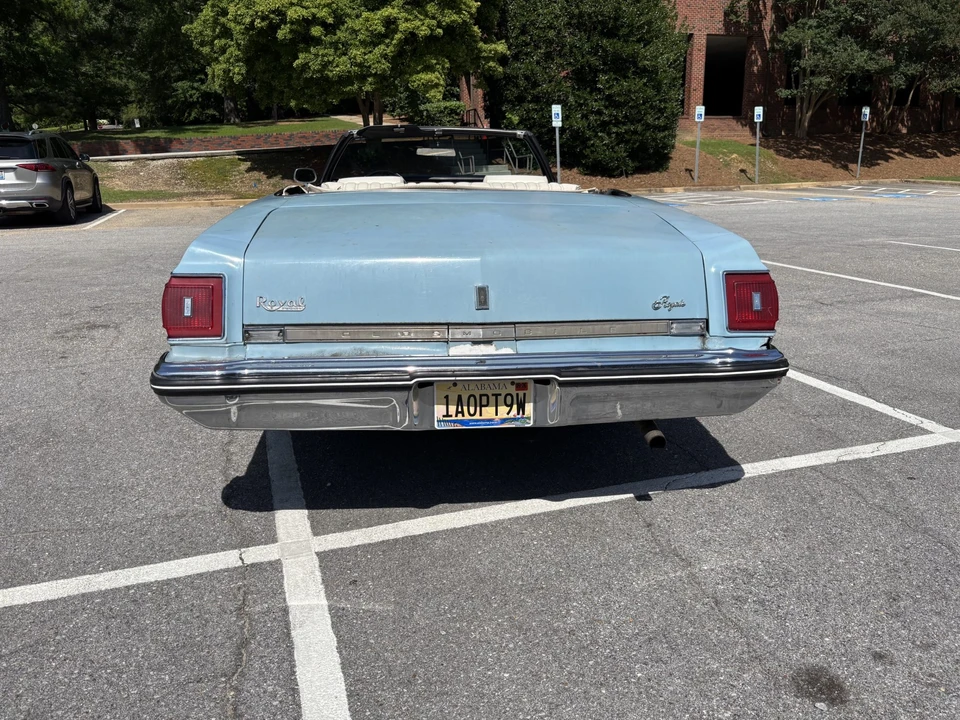 1975 Oldsmobile 88 - Image 8 of 31
