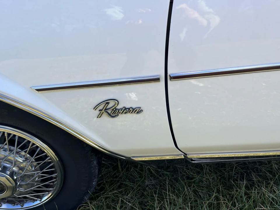 1983 Buick Riviera 4th-7th Gen - Image 14 of 31
