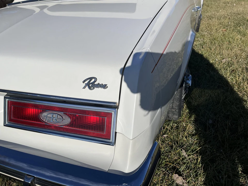 1983 Buick Riviera 4th-7th Gen - Image 22 of 31