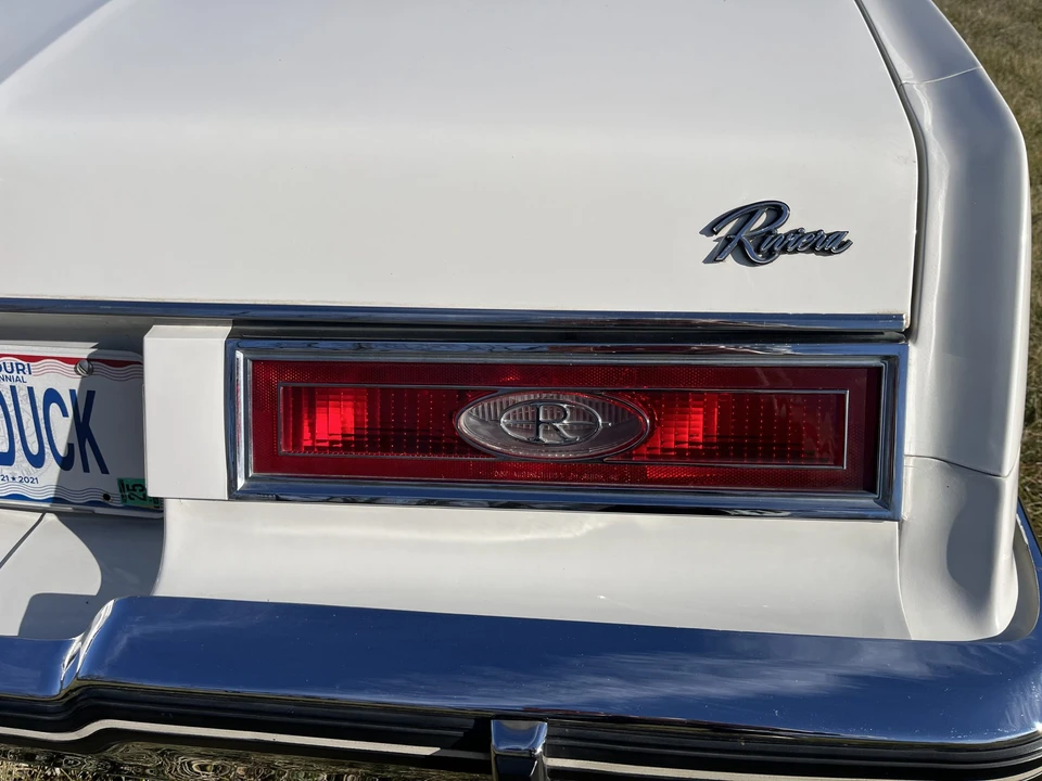 1983 Buick Riviera 4th-7th Gen - Image 20 of 31
