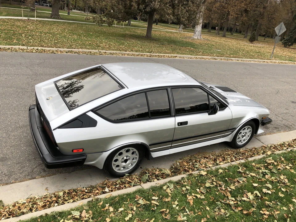 1984 Alfa Romeo Alfetta GT - Image 13 of 31