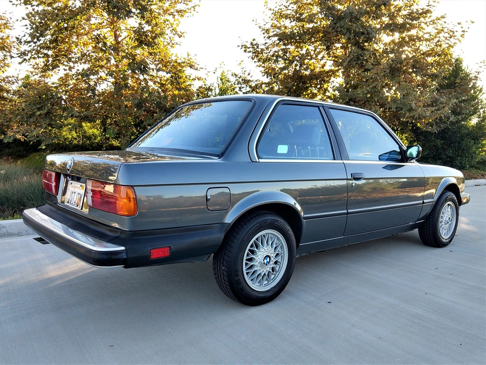 1984 BMW E30 3 Series - Image 12 of 31