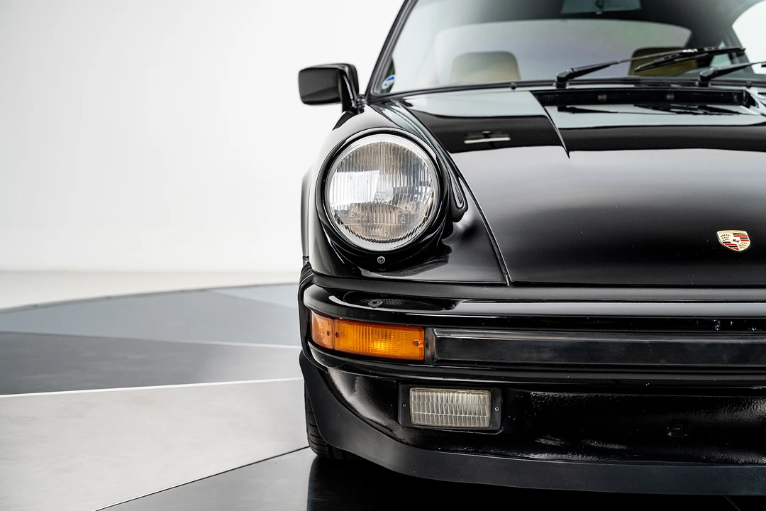 1984 Porsche 911 Carrera 3.2 - Image 16 of 31