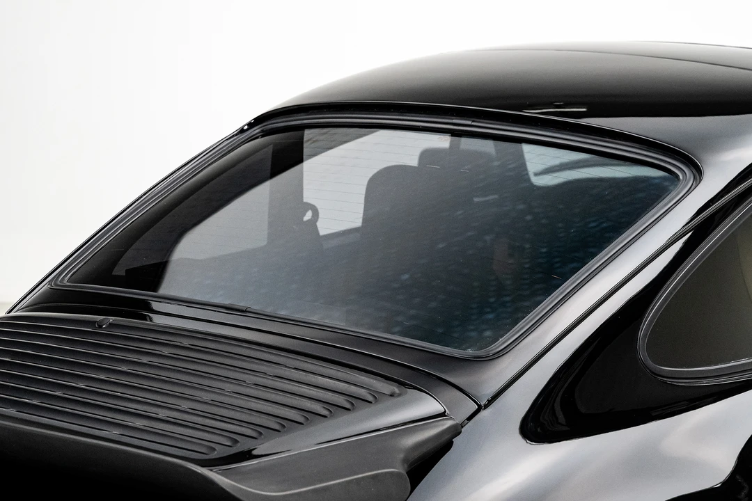 1984 Porsche 911 Carrera 3.2 - Image 30 of 31
