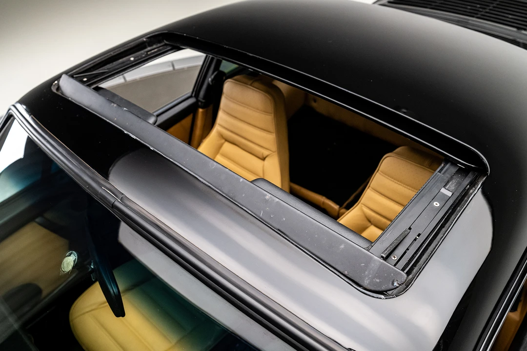 1984 Porsche 911 Carrera 3.2 - Image 29 of 31