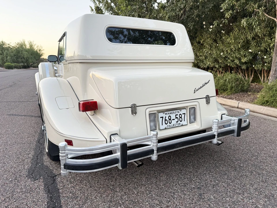 1985 Excalibur - Image 17 of 31