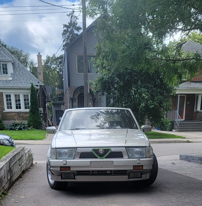 1987 Alfa Romeo 75/Milano - Image 3 of 31