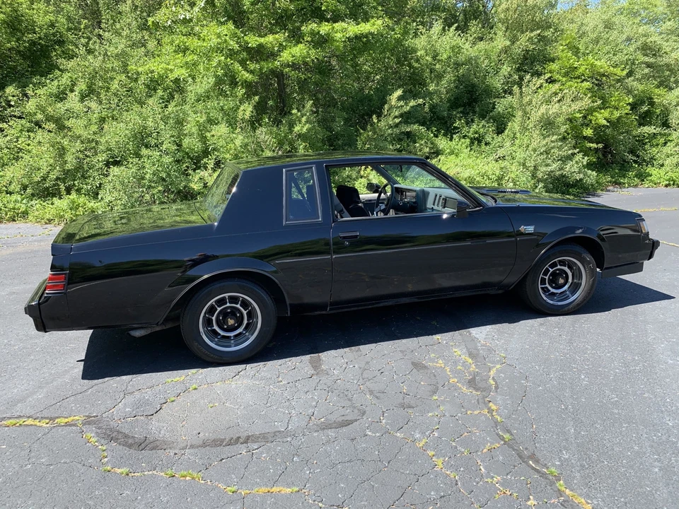 1987 Buick Grand National - Image 2 of 31