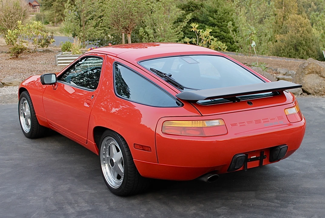 1987 Porsche 928 S4 - Image 12 of 31
