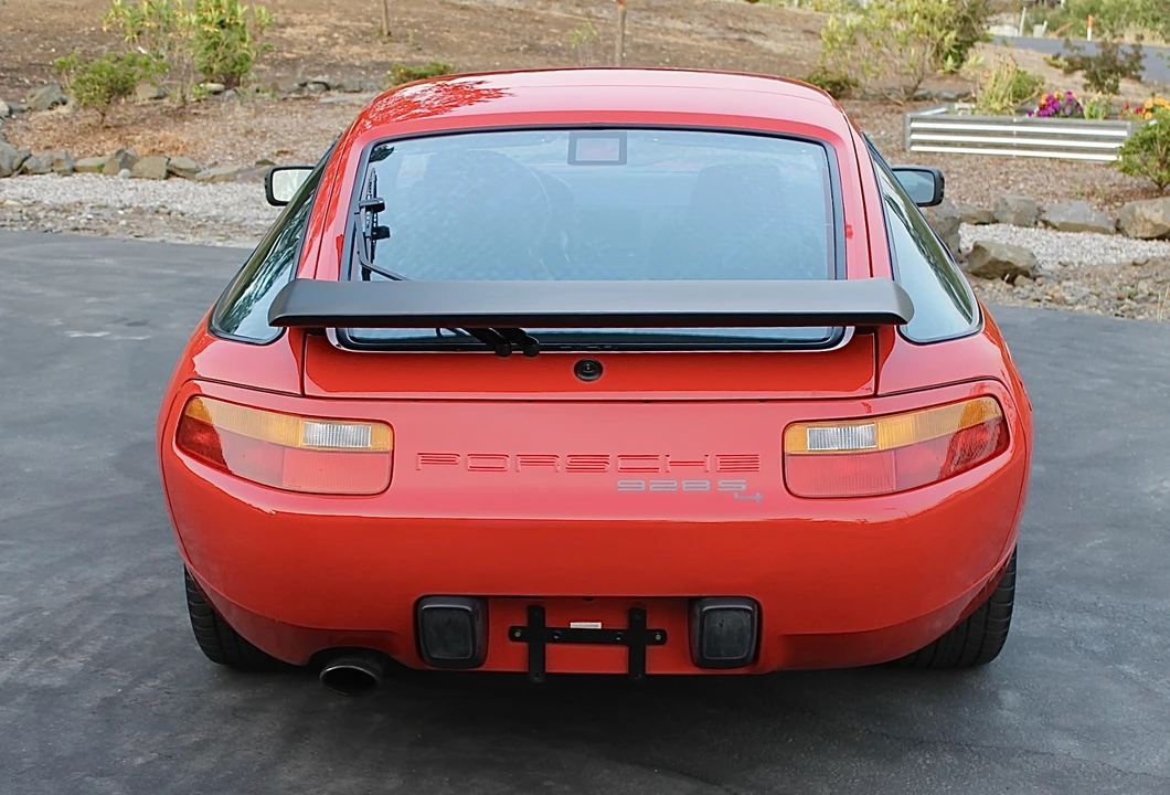 1987 Porsche 928 S4 - Image 13 of 31