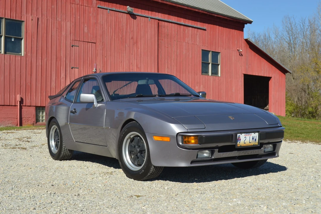 1987 Porsche 944 S - Image 13 of 31
