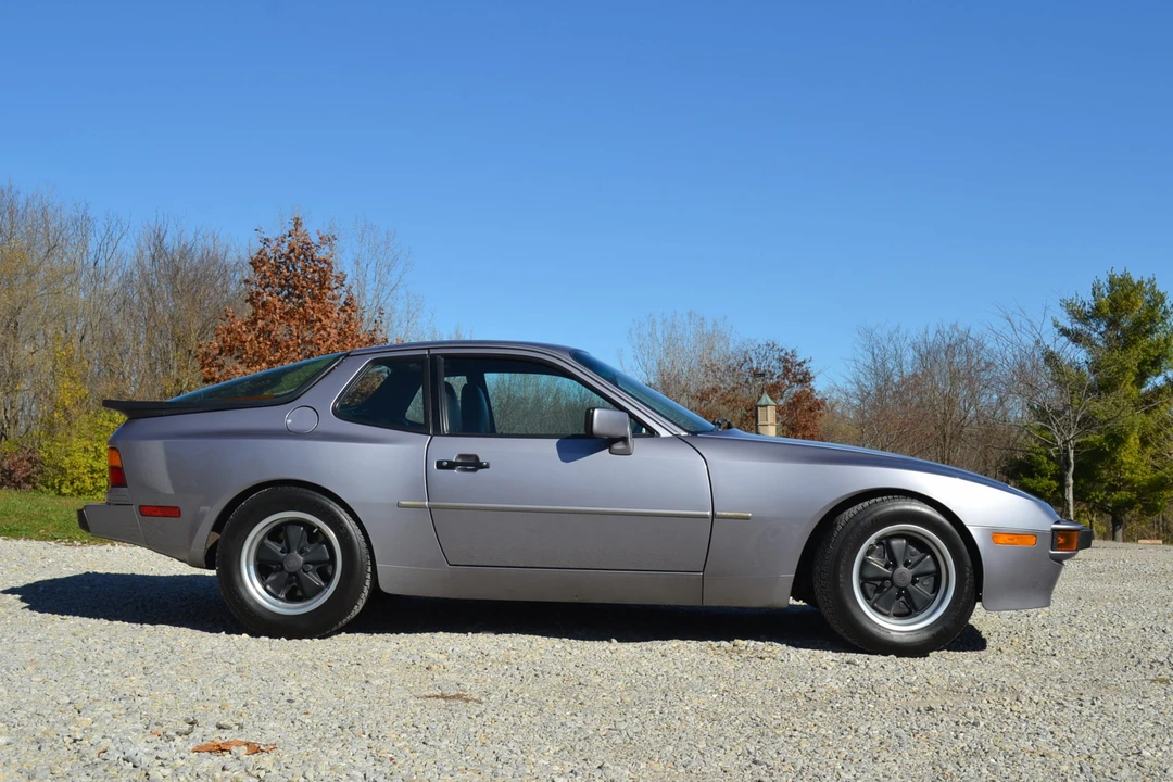 1987 Porsche 944 S - Image 10 of 31