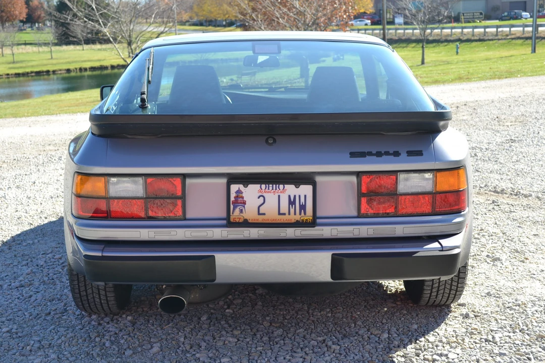 1987 Porsche 944 S - Image 7 of 31