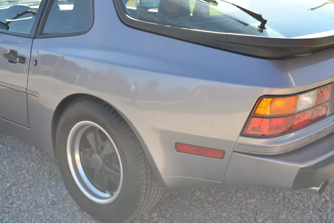 1987 Porsche 944 S - Image 28 of 31