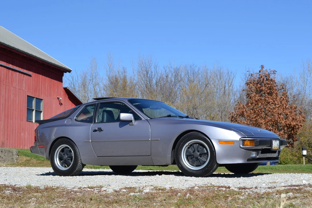 1987 Porsche 944 S - Image 11 of 31