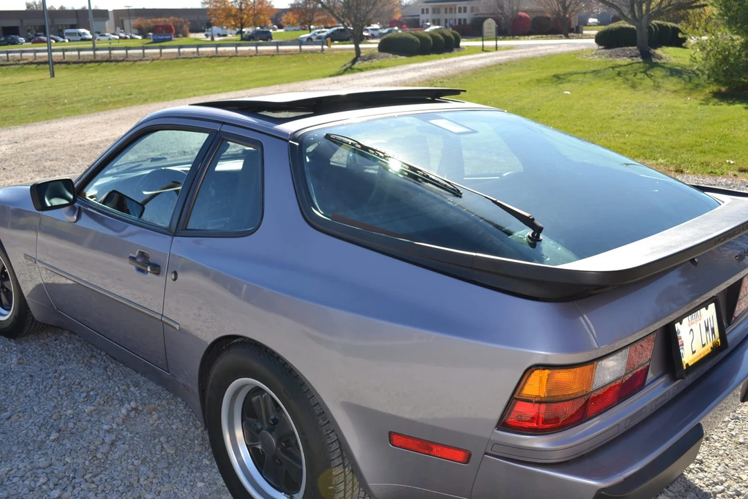 1987 Porsche 944 S - Image 26 of 31