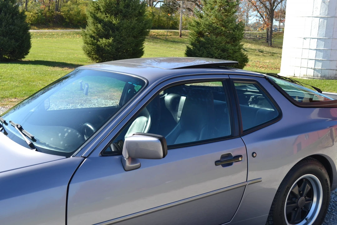 1987 Porsche 944 S - Image 22 of 31
