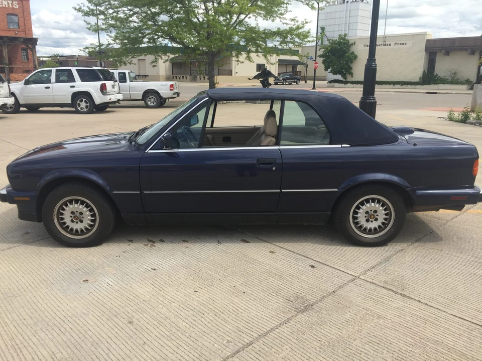 1988 BMW E30 3 Series - Image 15 of 31