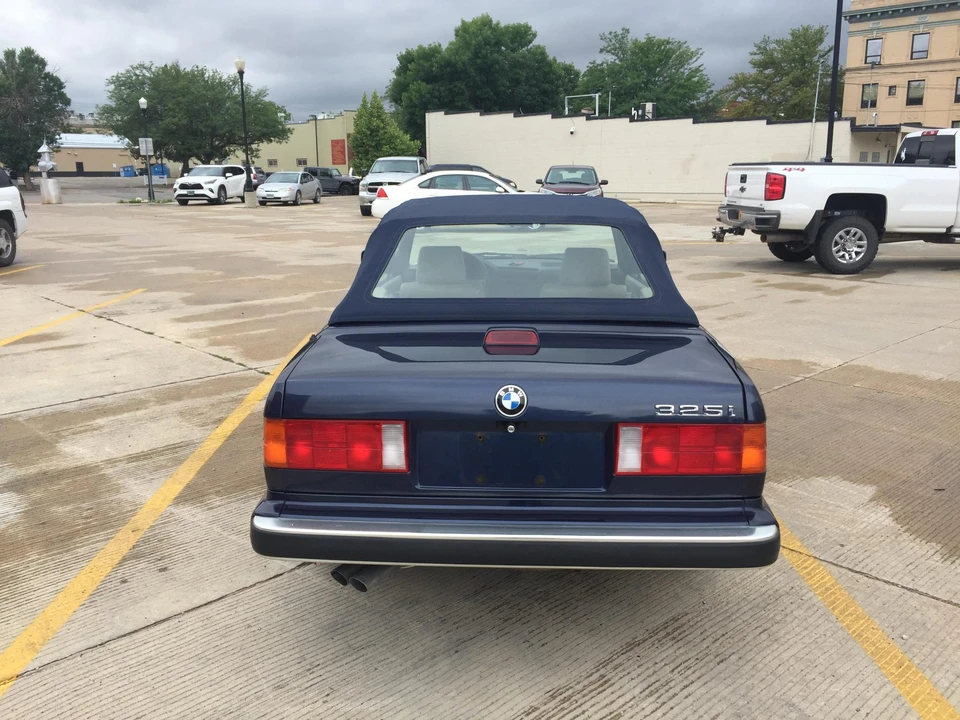 1988 BMW E30 3 Series - Image 21 of 31