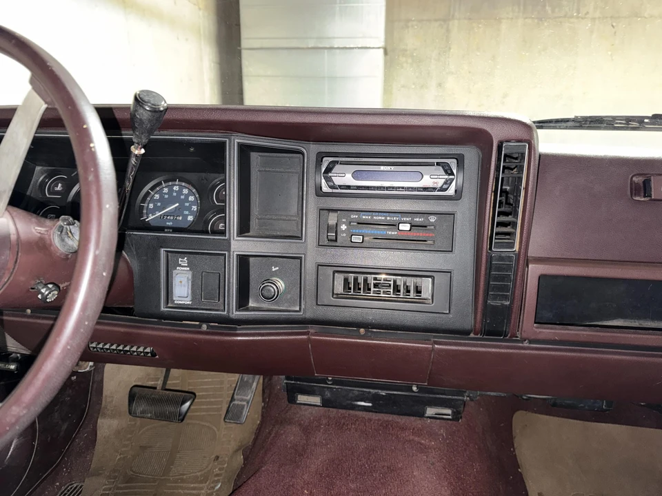 1988 Jeep Comanche - Image 31 of 31