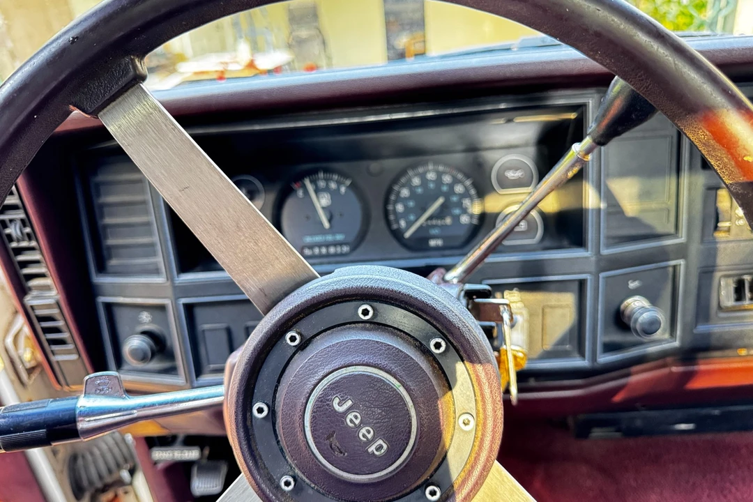 1988 Jeep Comanche - Image 30 of 31