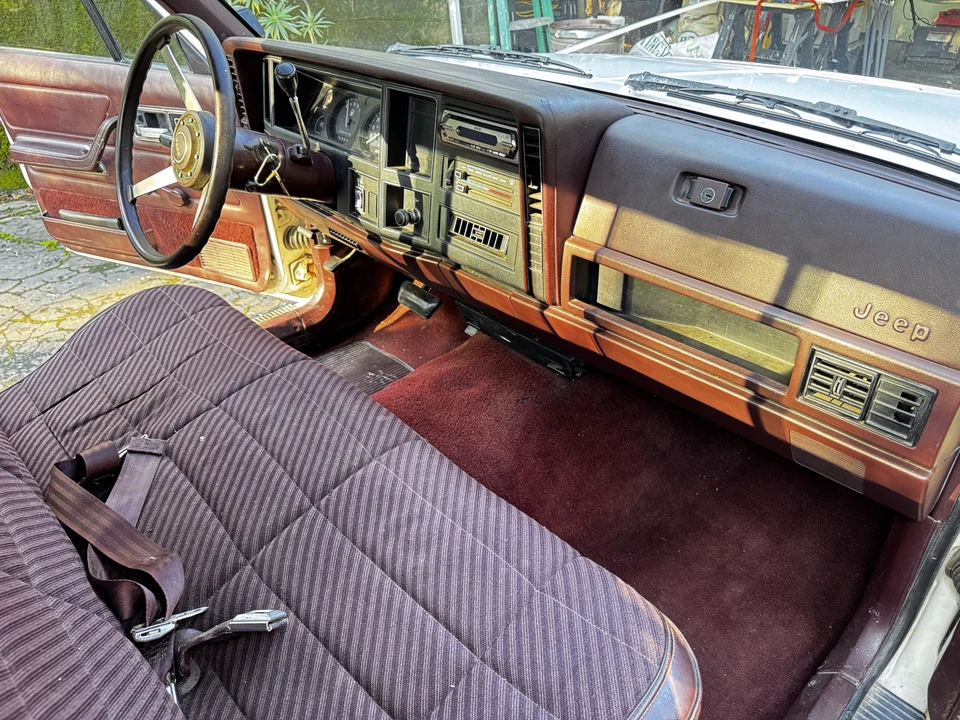 1988 Jeep Comanche - Image 28 of 31