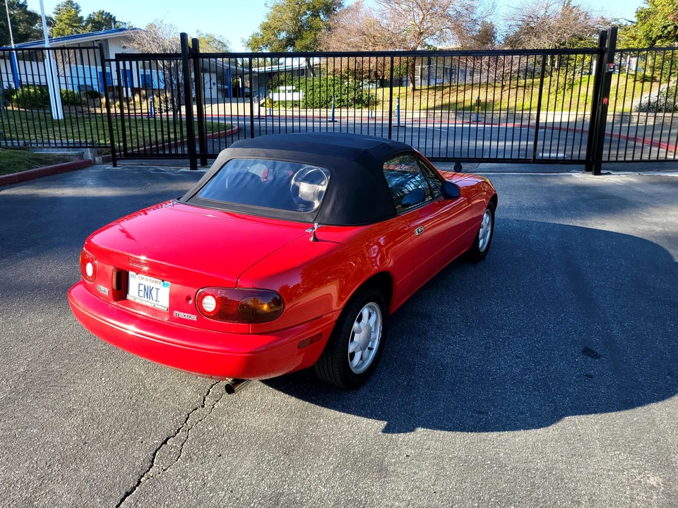 1990 Mazda NA MX-5 Miata - Image 6 of 31