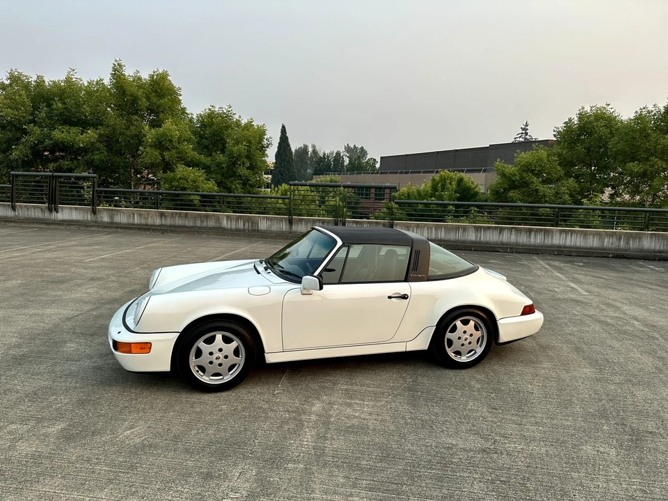 1990 Porsche 964 Carrera - Image 2 of 31
