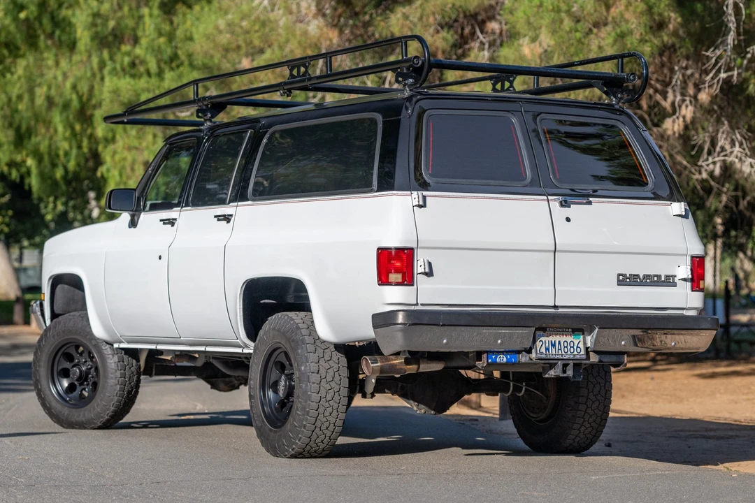 1991 Chevrolet Suburban 7th Gen - Image 6 of 31