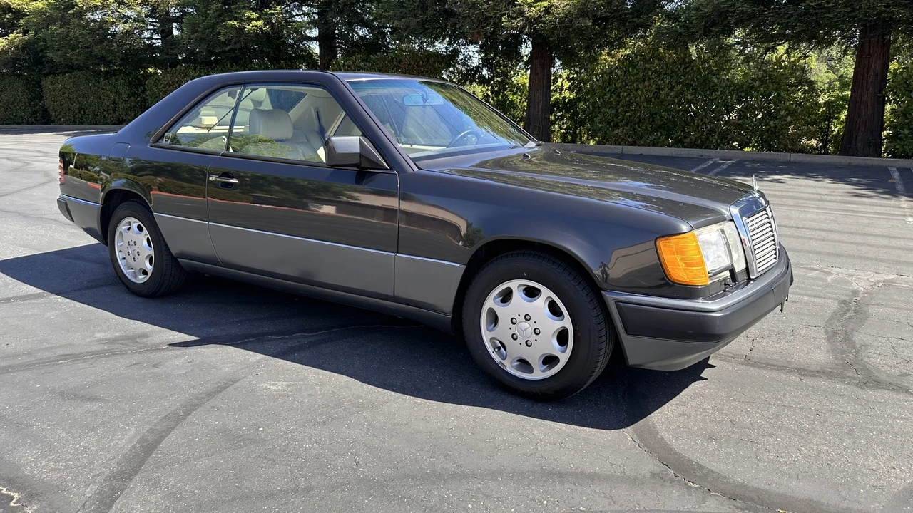 1992 Mercedes-Benz W124 E-Class - Image 20 of 31