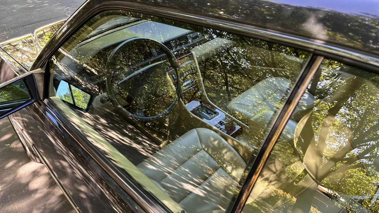 1992 Mercedes-Benz W124 E-Class - Image 31 of 31
