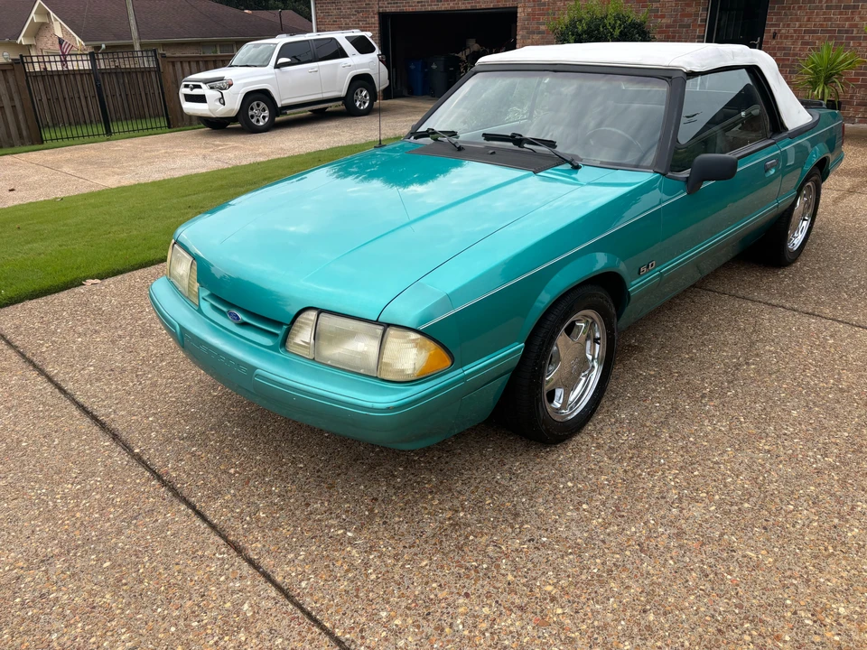 1993 Ford Mustang 3rd Gen - Image 8 of 31