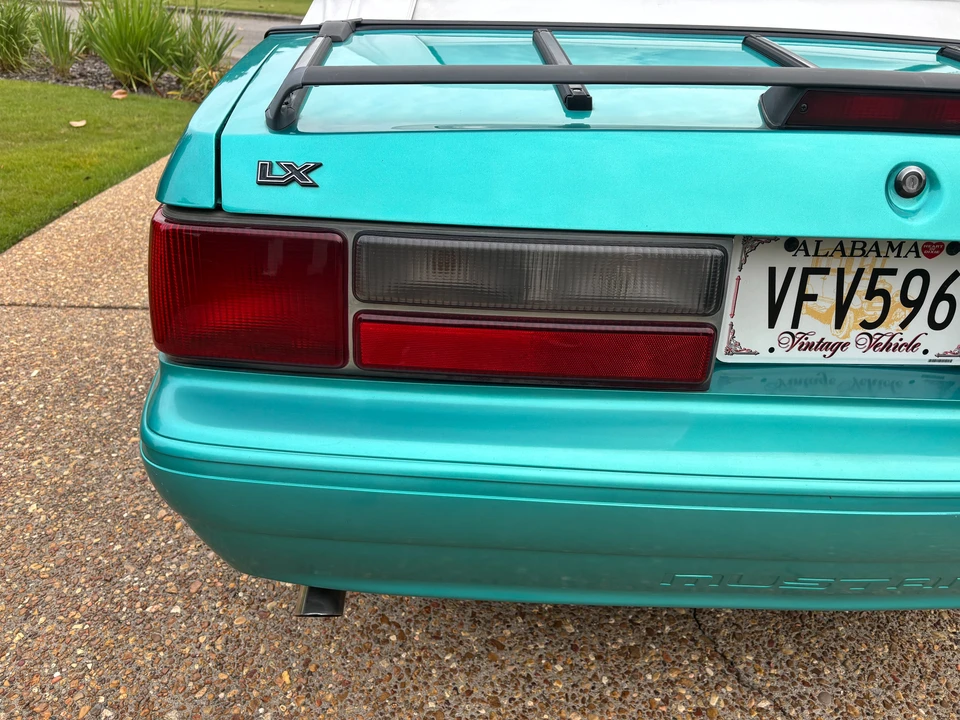 1993 Ford Mustang 3rd Gen - Image 19 of 31