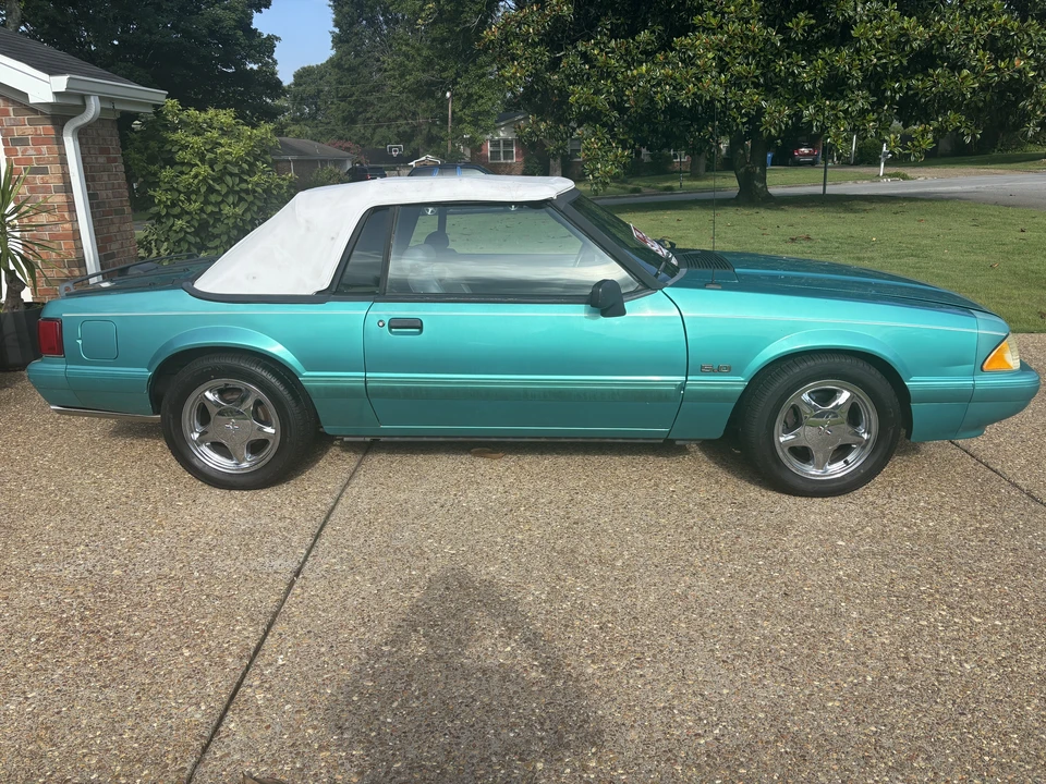 1993 Ford Mustang 3rd Gen - Image 11 of 31