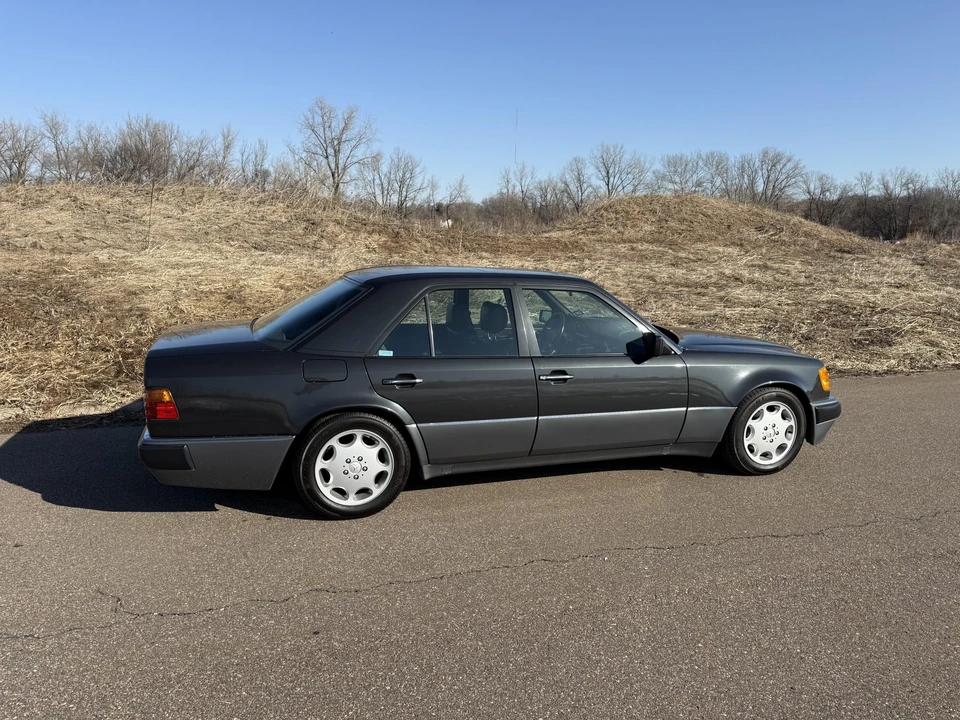 1993 Mercedes-Benz 500E & E500 - Image 25 of 31