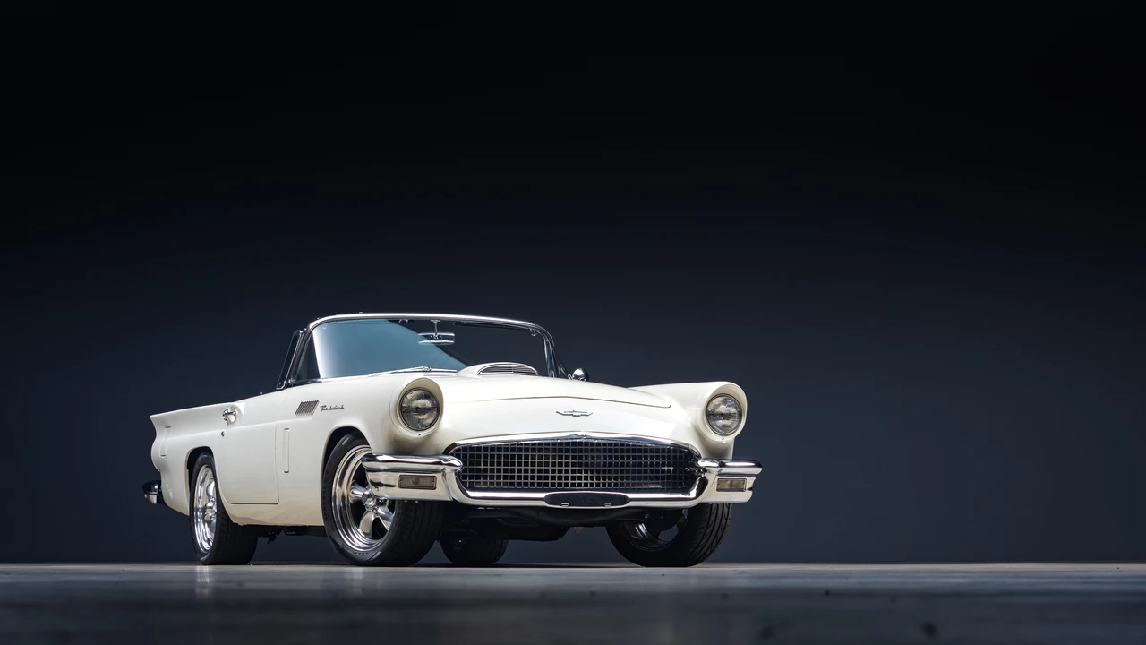1957 Ford Thunderbird 1st Gen - Image 9 of 31