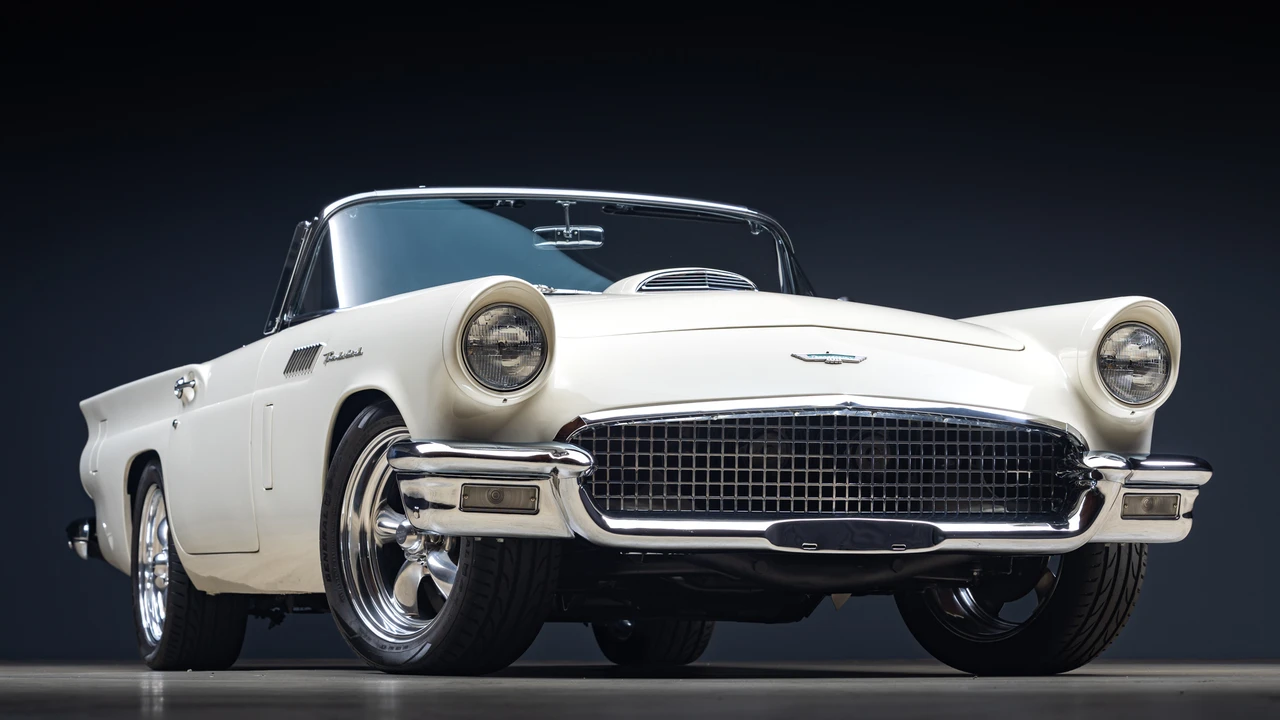 1957 Ford Thunderbird 1st Gen - Image 8 of 31