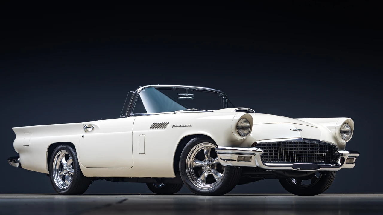 1957 Ford Thunderbird 1st Gen - Image 10 of 31